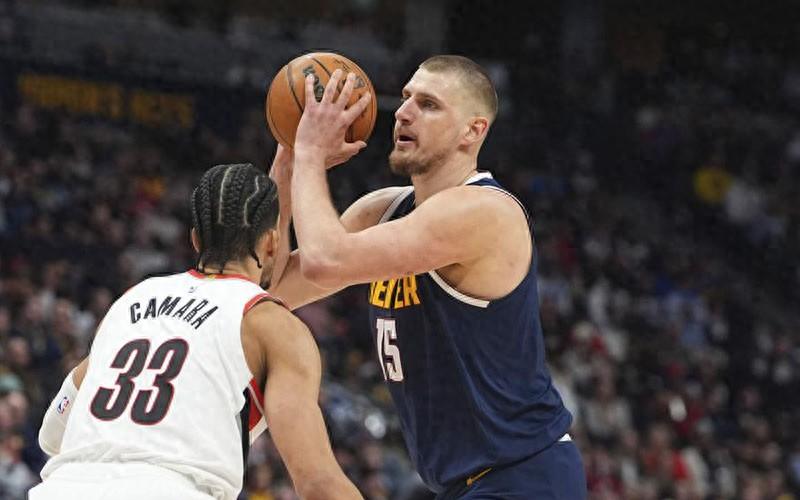 包含穆雷关键节点势不可挡，勇士带队取胜！的词条